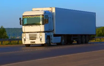 Antalya ile Şarkikaraağaç Arası Öğrenci Eşyası Taşıma